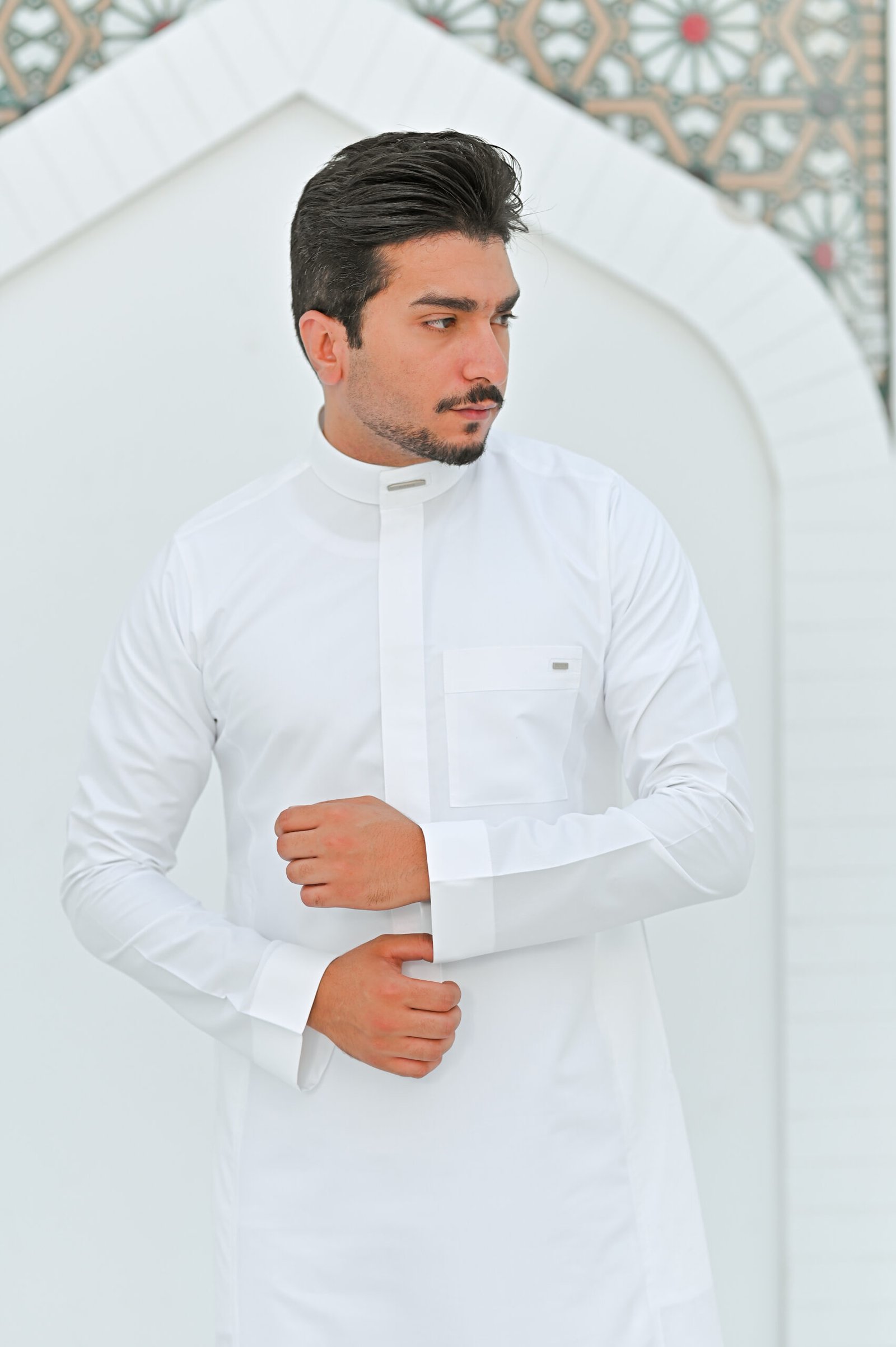 ثوب كلاسيكي M 70 الصورة 4