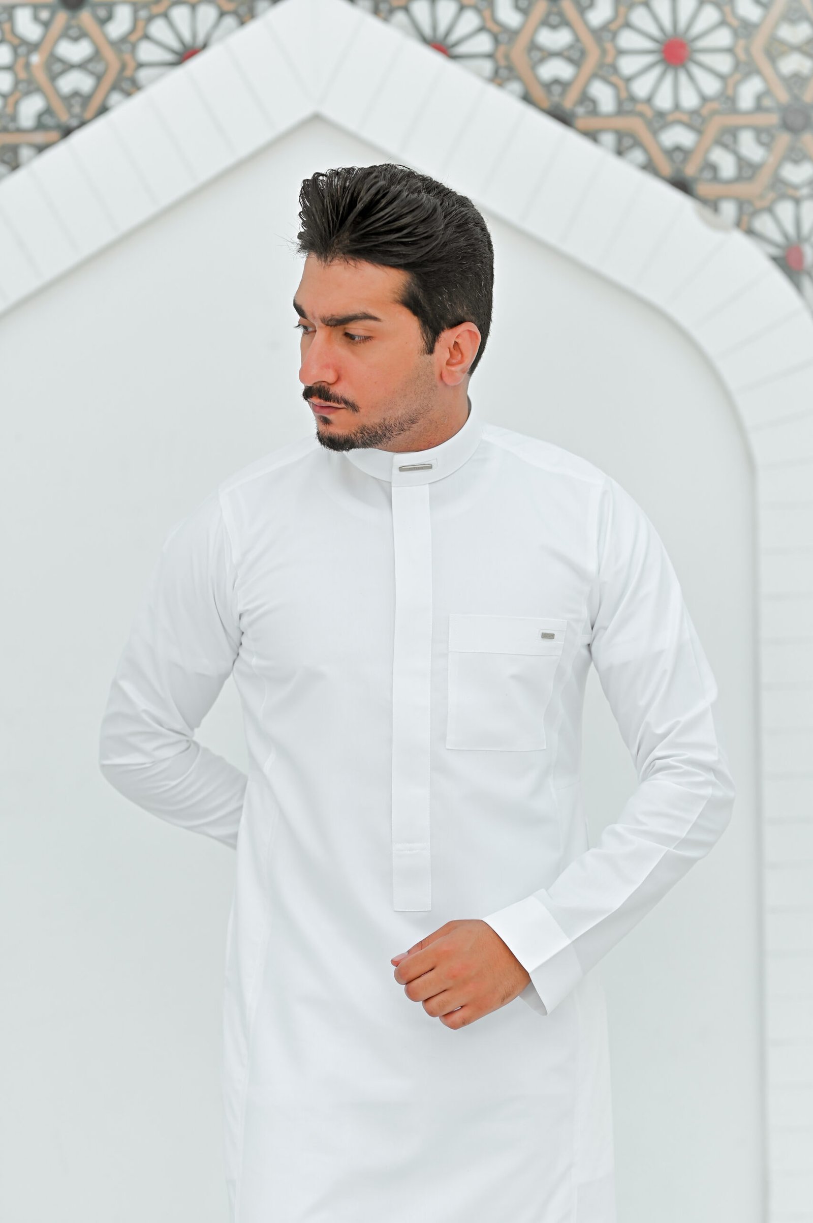 ثوب كلاسيكي M 70 الصورة 3